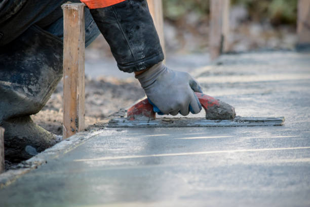 Best Concrete Sealing and Maintenance in Flora, IL